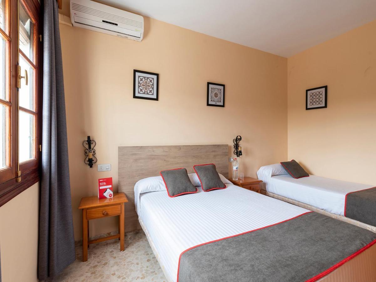 Oyo Hostal El Paisano Утрера Экстерьер фото
