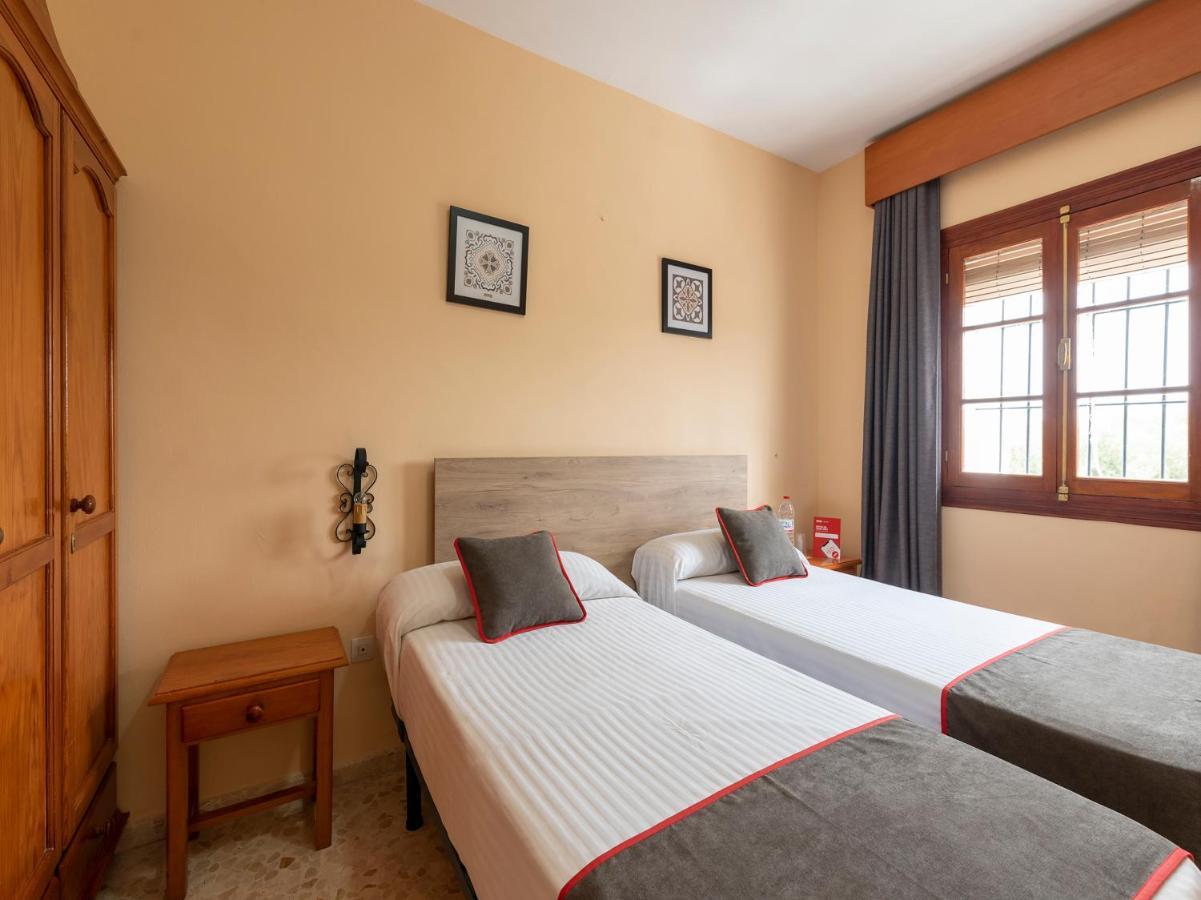 Oyo Hostal El Paisano Утрера Экстерьер фото